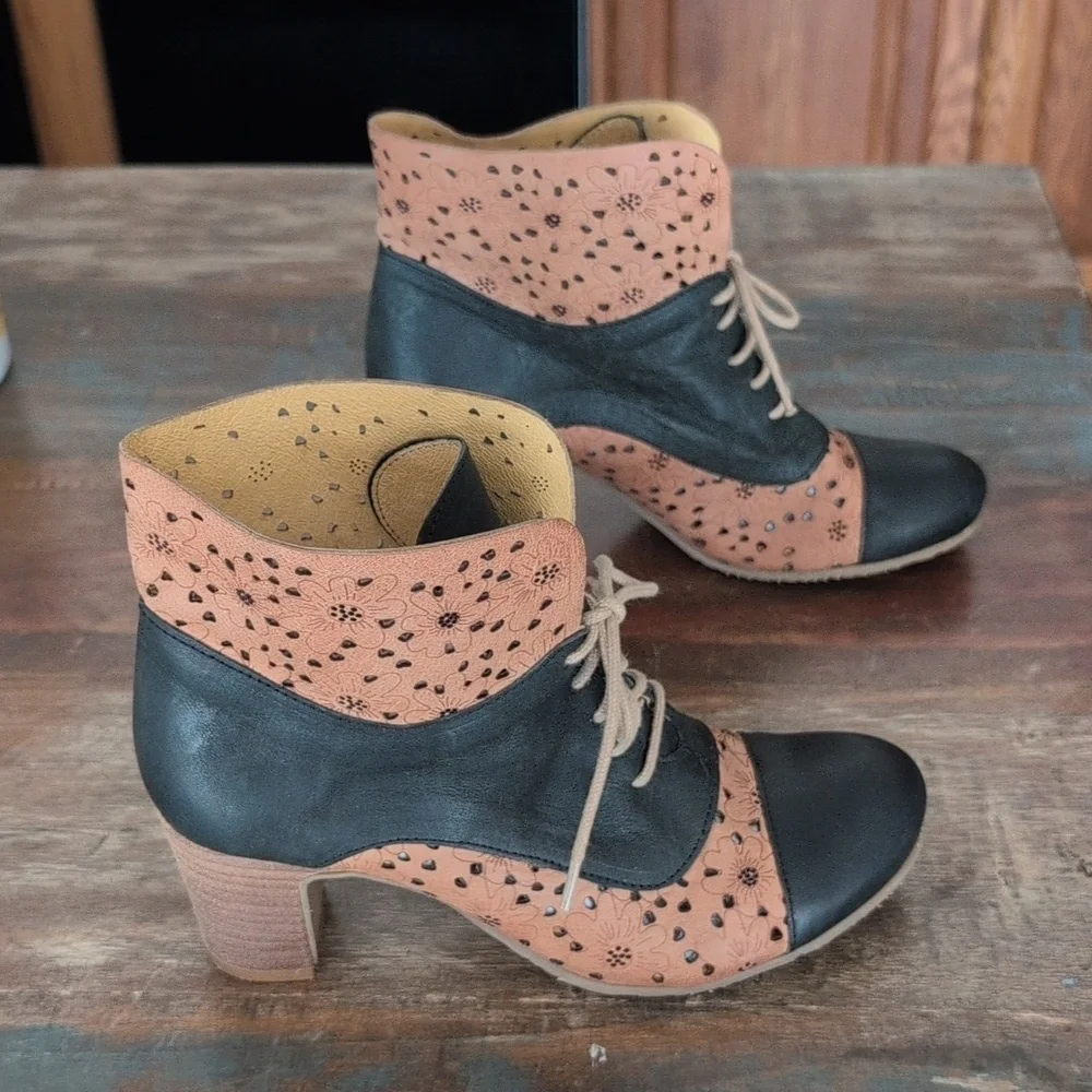 Brako Floral Perforated Tan & Black Leather Heeled Ankle Boots - Women's 38/7.5